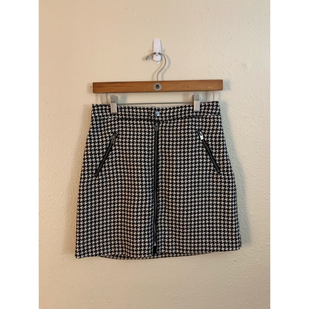 Hollister Ultra High Rise Houndstooth Wool Blend Mini Skirt
